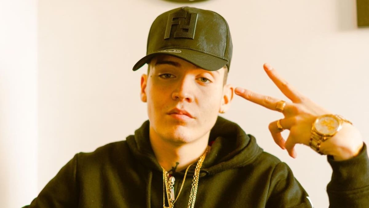 Marcianeke niega detención por manejar bajo efectos del alcohol y manda mensaje a Carabineros