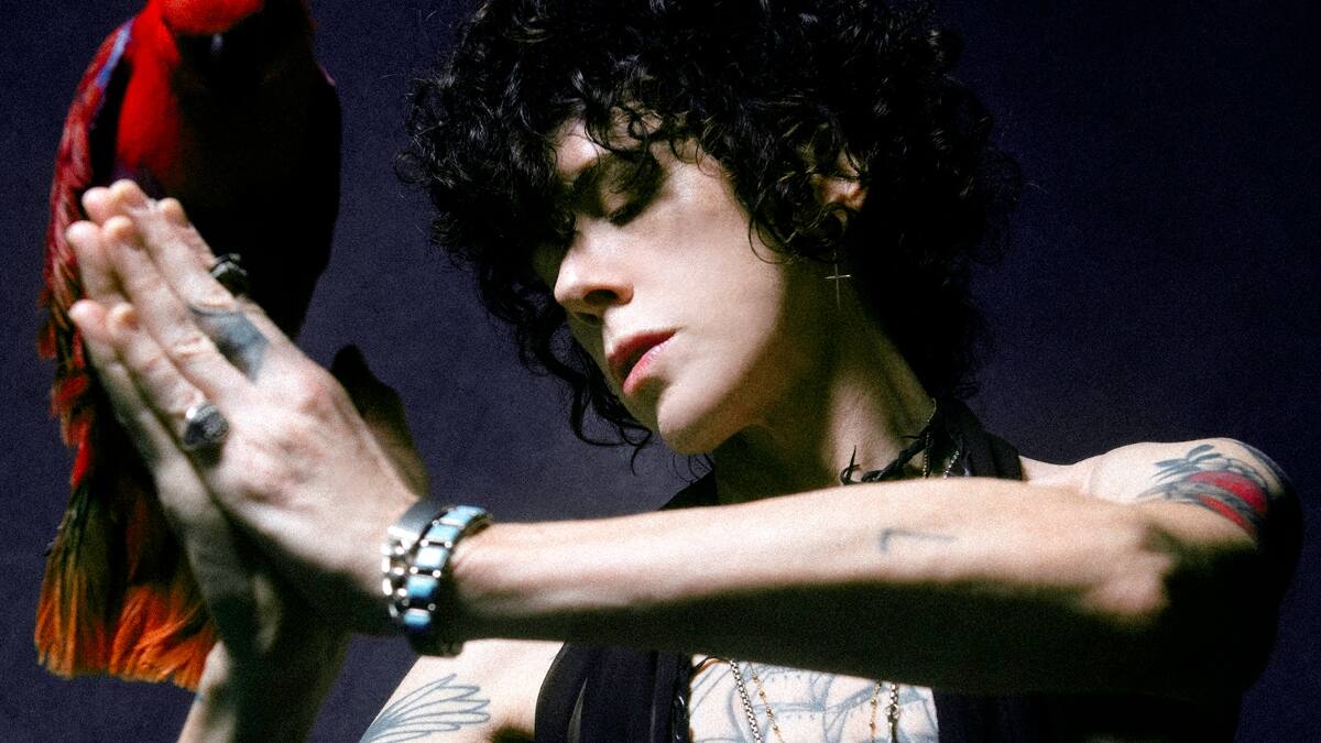 LP lanzó un último adelanto de su nuevo álbum y el videoclip “Angels”