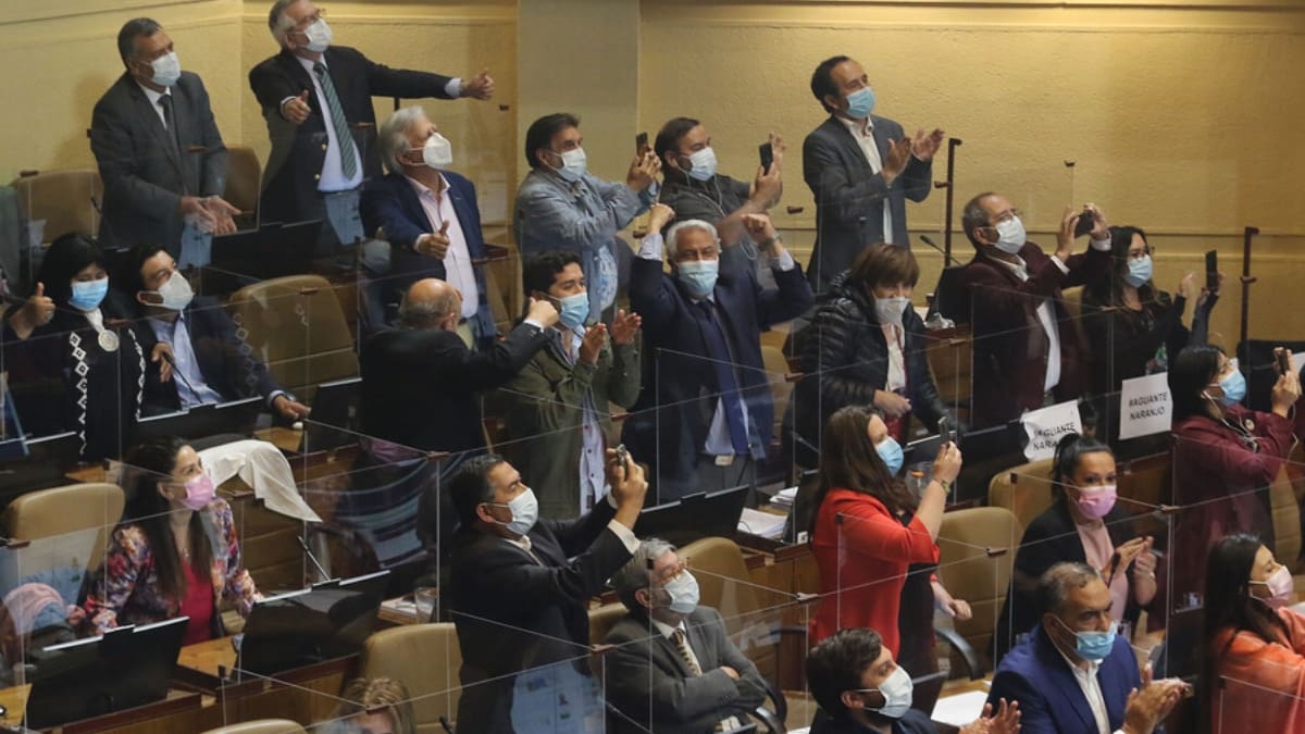 Jornada histórica: Diputados aprobaron acusación constitucional contra el mandatario Sebastián Piñera