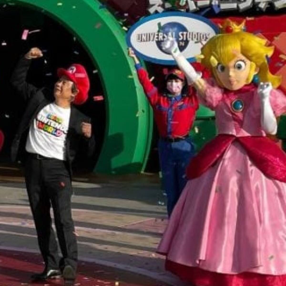 Shigeru Miyamoto celebró la apertura oficial del parque de diversiones de Nintendo en Japón