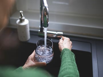 Corte de agua en la Región Metropolitana: Revisa cuándo y las zonas de las seis comunas afectadas