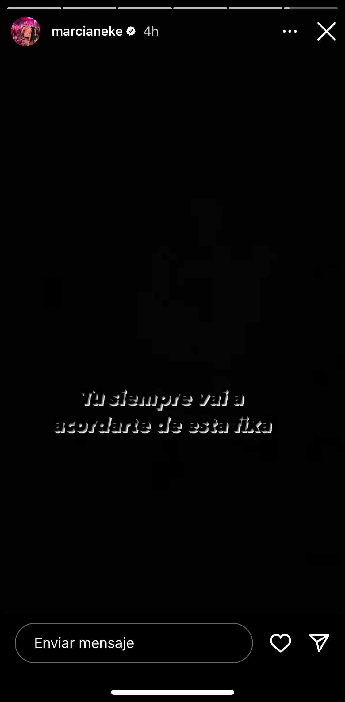 Captura Instagram @marcianeke</a>