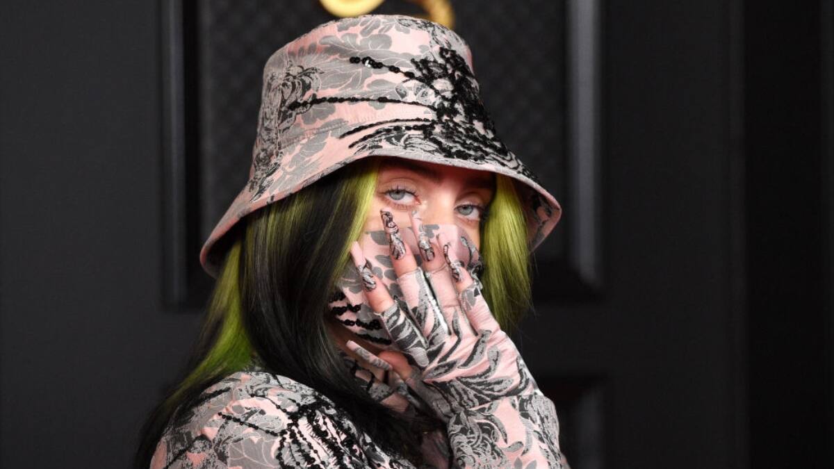 ¡Me encanta! Billie Eilish cambió su look y ahora es rubia
