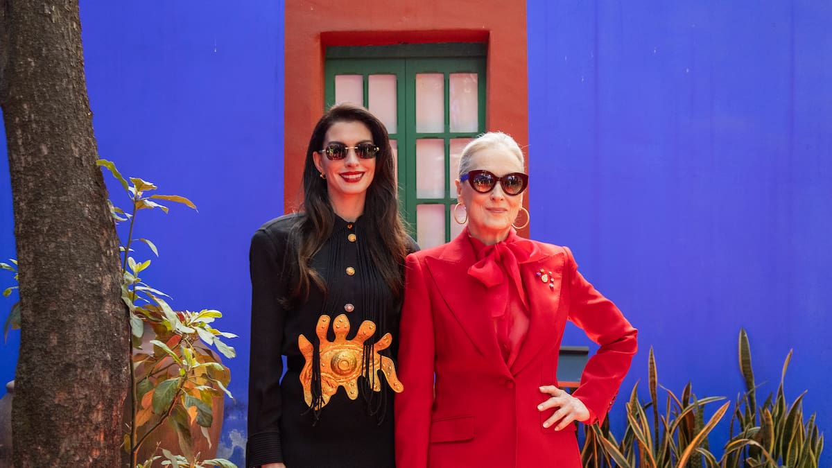 Con homenaje a Frida Kahlo: Meryl Streep y Anne Hathaway sorprenden en las promociones de "El Diablo Viste a la Moda 2"
