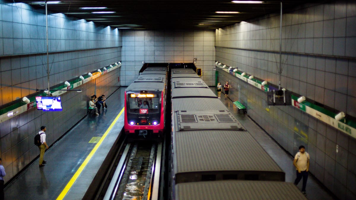 El esperado Metro al Aeropuerto ya tiene fecha: viaje de 7 minutos y tarifa cercana a los $3.000