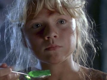A 23 años de su estreno, así luce la niña Lex de «Jurassic Park»