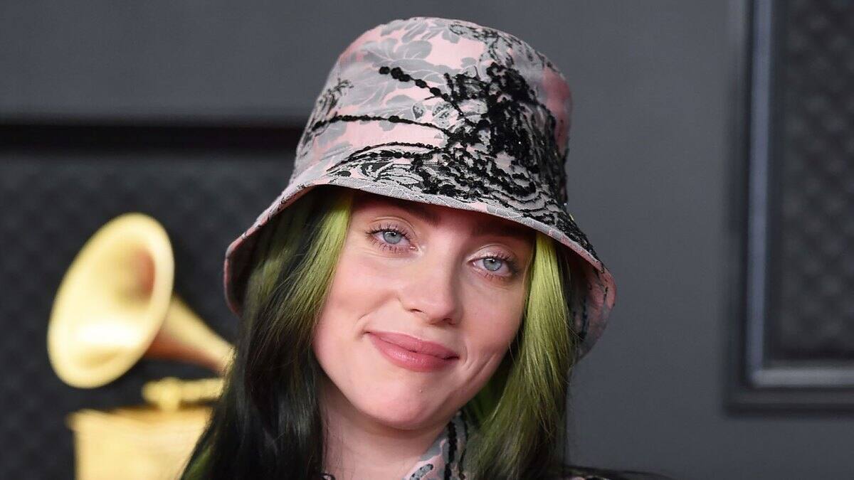 La bella foto de Billie Eilish con que nos anuncia que «se vienen cosas»