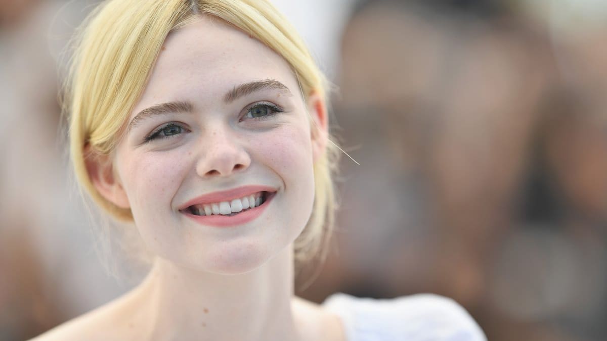 Corrió por toda la casa y despertó a su familia: Elle Fanning cuenta cómo vivió su primera nominación a los Premios Oscar 2026