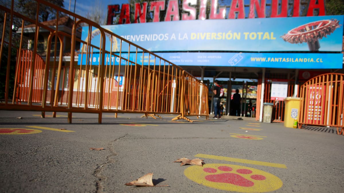 Más allá de las montañas rusas: esto es lo que no sabías de Fantasilandia, el parque que marcó a generaciones en Chile
