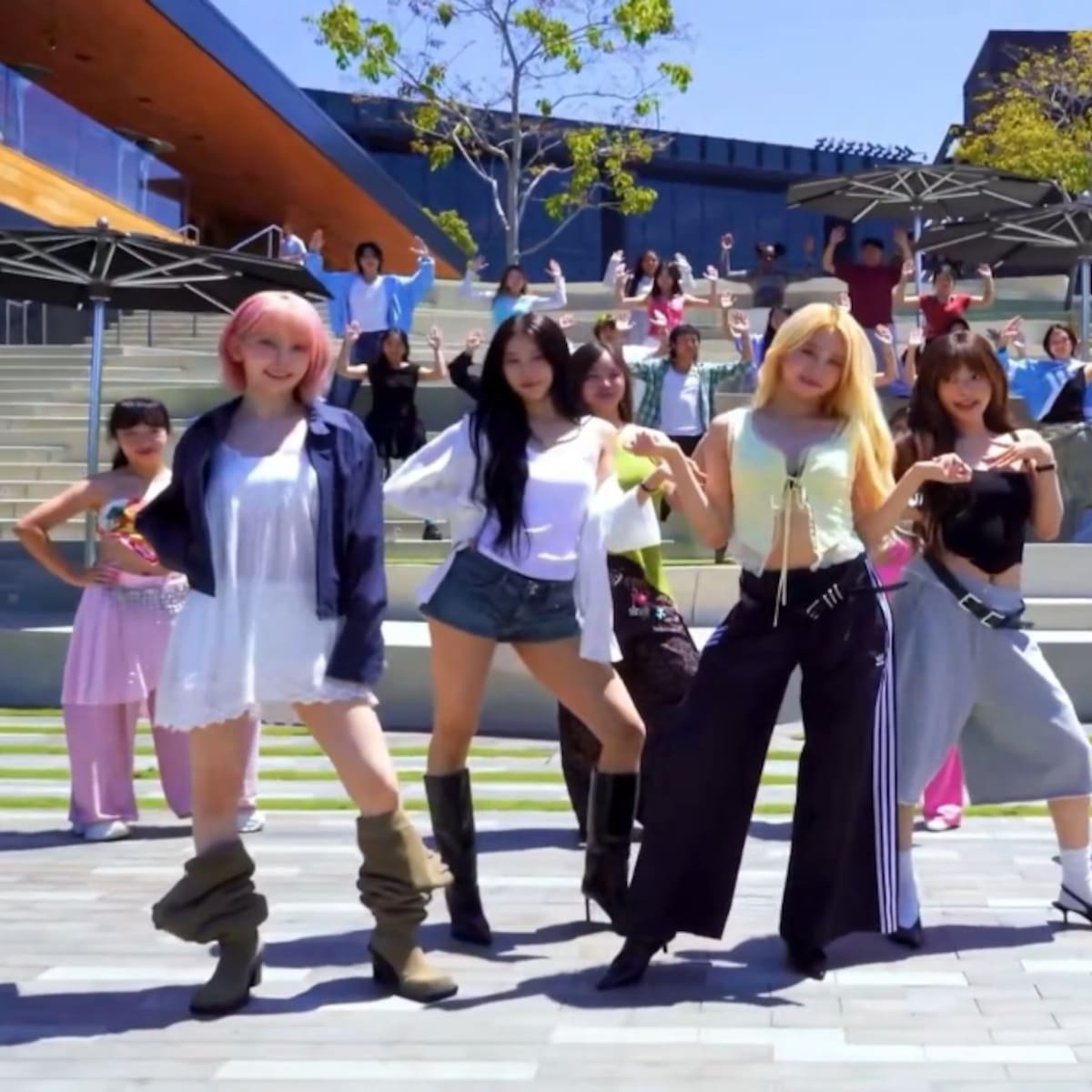 ¡El sueño de todo fan! LE SSERAFIM sorprende a un grupo de baile y se une a su coreografía
