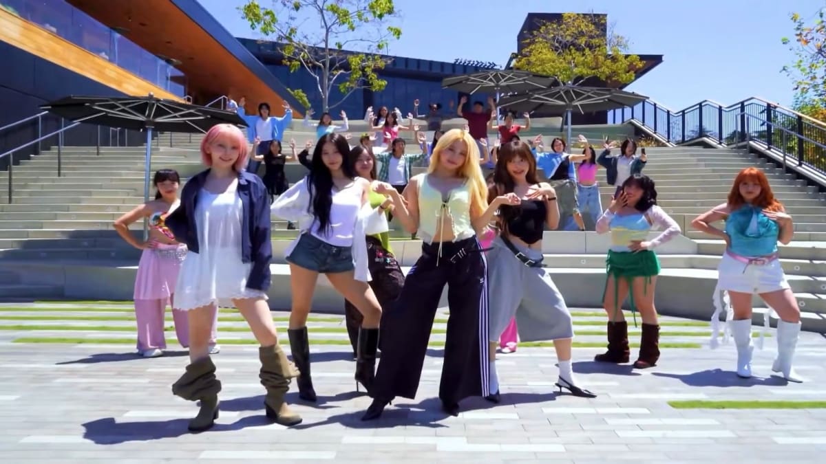 ¡El sueño de todo fan! LE SSERAFIM sorprende a un grupo de baile y se une a su coreografía