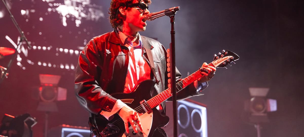 CLARKSTON, MICHIGAN - AUGUST 06: Luke Hemmings of 5 Seconds of Summer performs at Pine Knob Music Theatre on August 06, 2026 in Clarkston, Michigan. (Photo by Scott Legato/Getty Images)