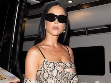 Katy Perry canta tres temas inéditos de su próximo álbum "143" en medio de una fiesta
