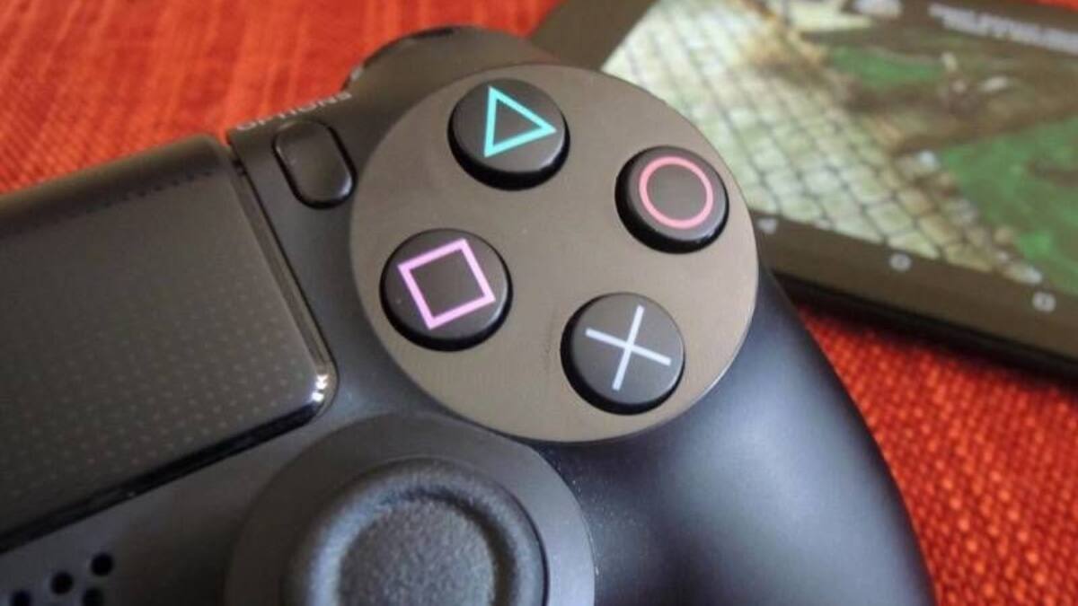 PlayStation patenta un mando para móviles con forma de Dualshock