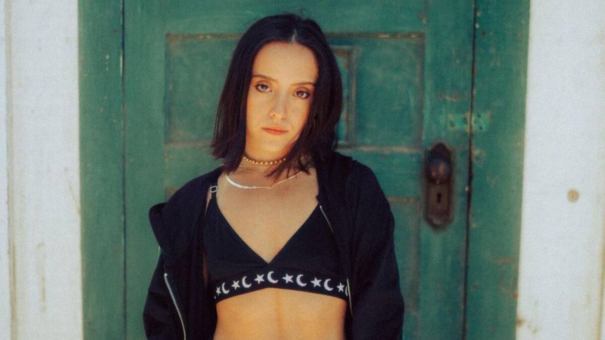 Evaluna Montaner lanza su primera colección de zapatos