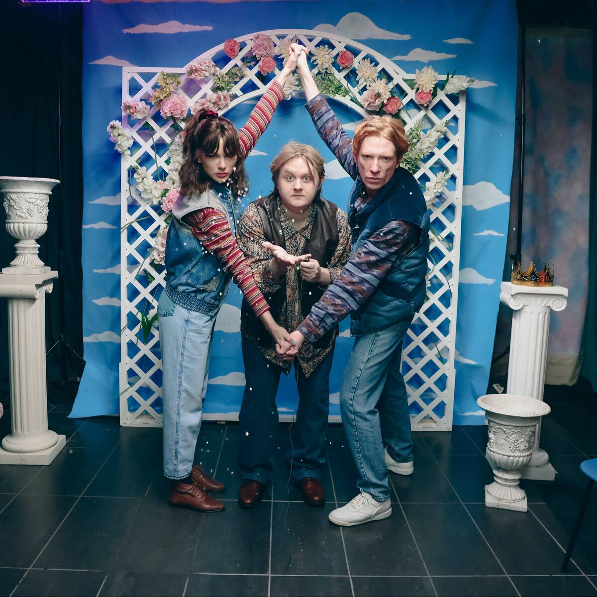 Sacado de una rom-com: Así es el nuevo videoclip de Taylor Swift, "Opalite"