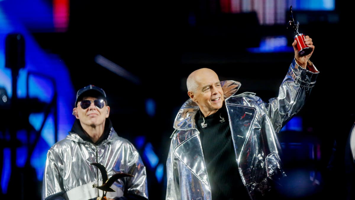 Éxito tras éxito: Pet Shop Boys arrasan con su presentación histórica en el Festival de Viña 2026