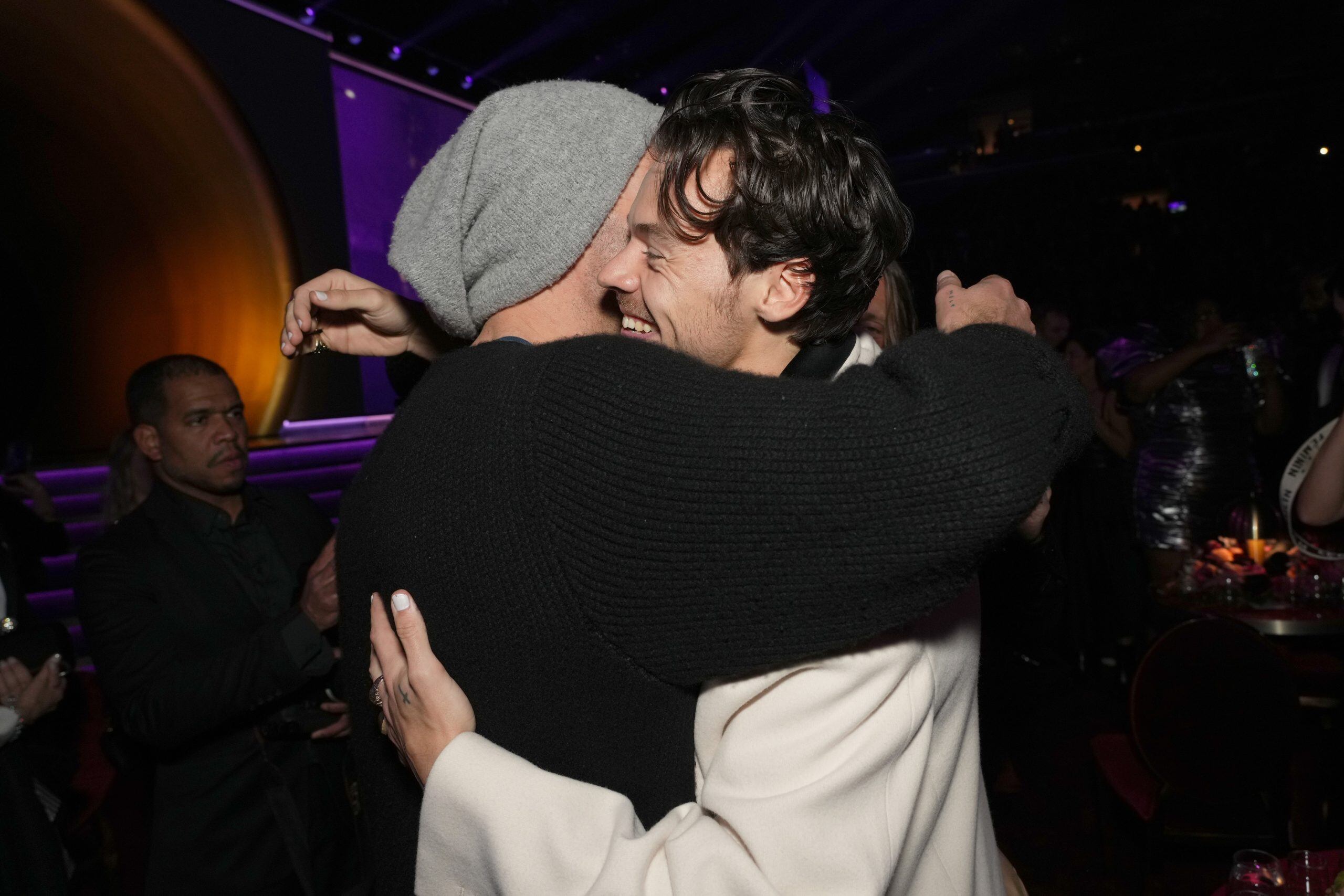 Chris Martin y Harry Styles en los Premios Grammy 2023 (Getty Images)