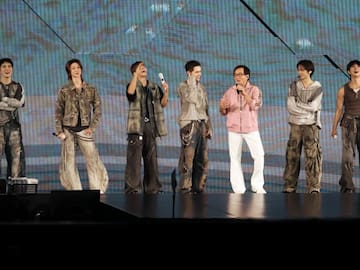 Jackie Chan aparece por sorpresa en el concierto de SEVENTEEN en Hong Kong