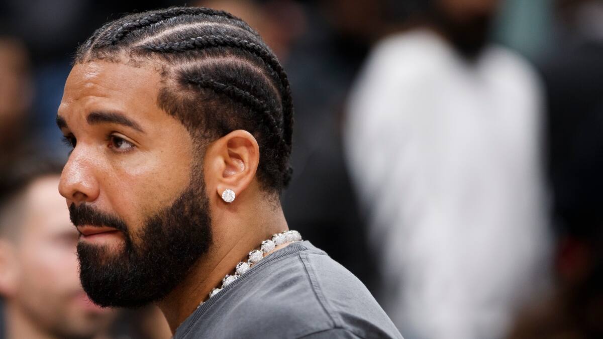¿Drake lo pierde todo? La millonaria cifra que tuvo que pagar tras derrota del Barcelona