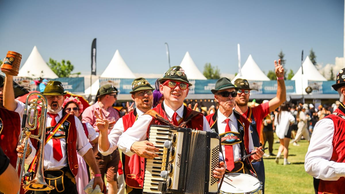 Los Vásquez, Candelabro y Amigo de Artistas lideran el line up oficial del Oktoberfest 2026