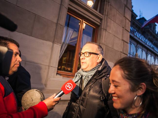 22 de Enero de 2016/PUNTA ARENAS
El actor norteamericano, Tom Hanks, camina por la calle Gobernador Carlos Bories de Punta Arenas durante su estadía en la ciudad para luego viajar a la Antartica según informo la prensa local
FOTO:ANDRES POBLETE/AGENCIAUNO