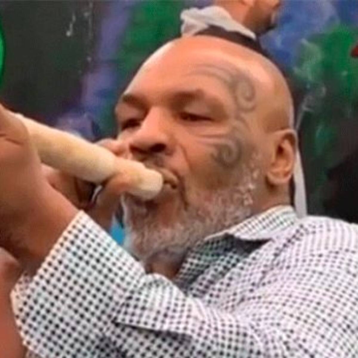 El motivo por el que Mike Tyson se fumó un cigarro gigante de marihuana