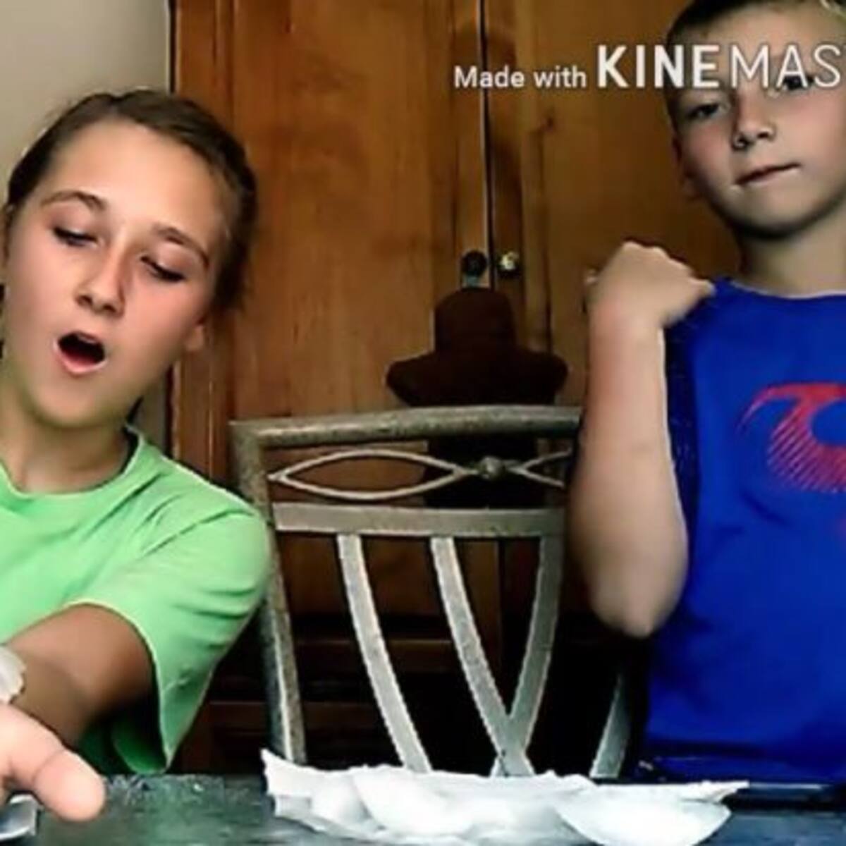 Así es el absurdo “Desafío de sal y hielo” que se viraliza entre los niños