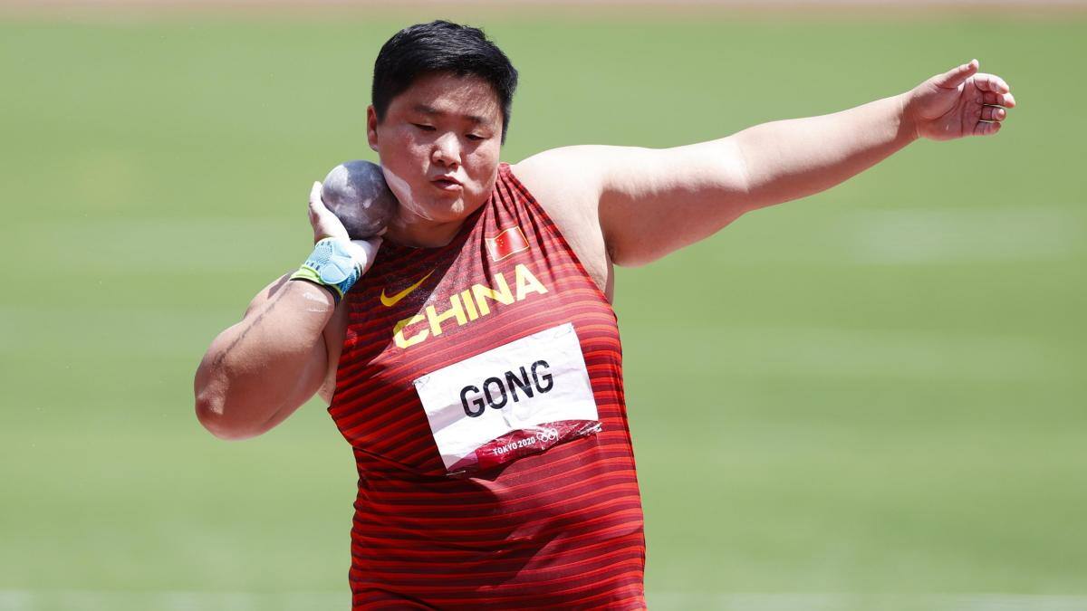 Preguntas sexistas a una medallista olímpica china encienden las redes sociales