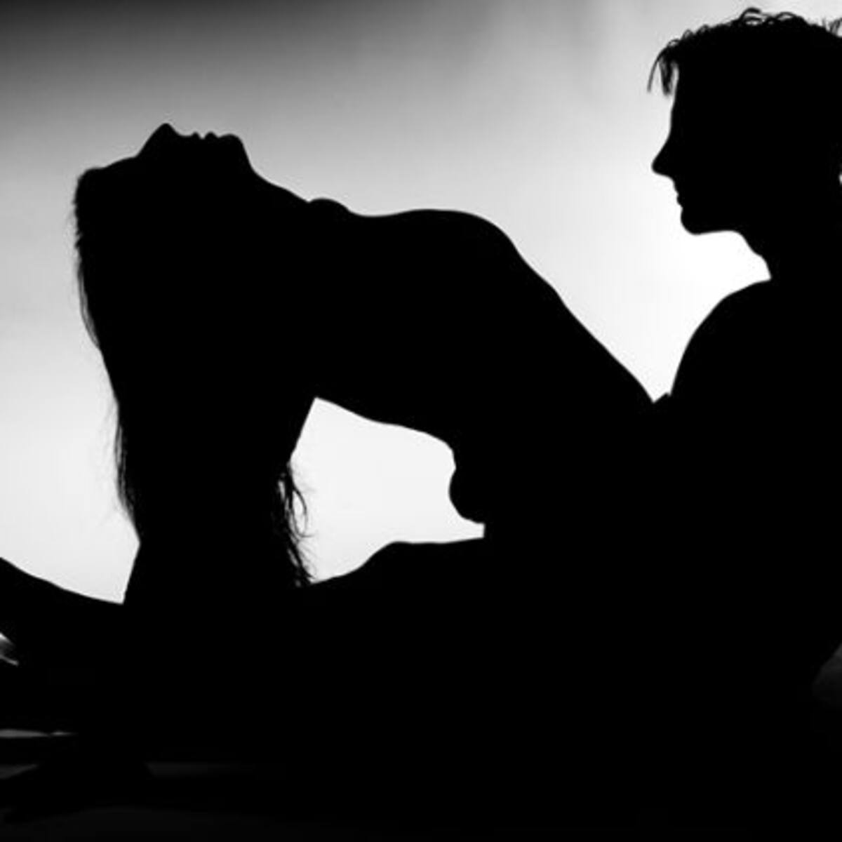 Esta es la postura sexual más peligrosa para los hombres