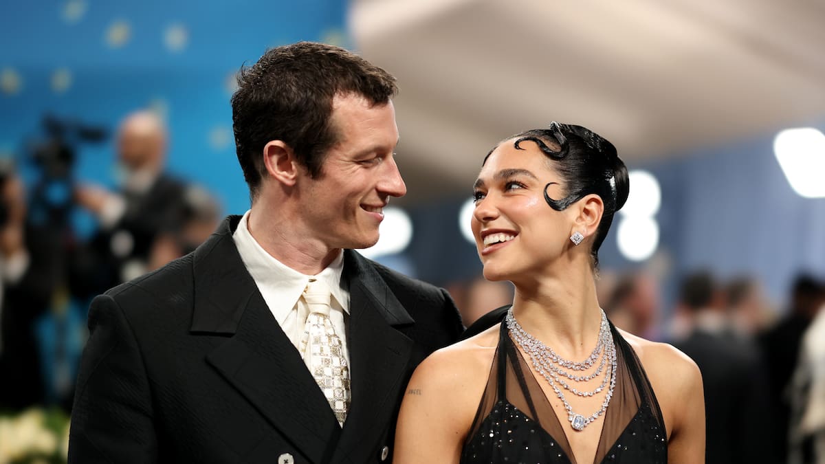 Dua Lipa revela el consejo que cambió la forma en que vivió su boda con Callum Turner