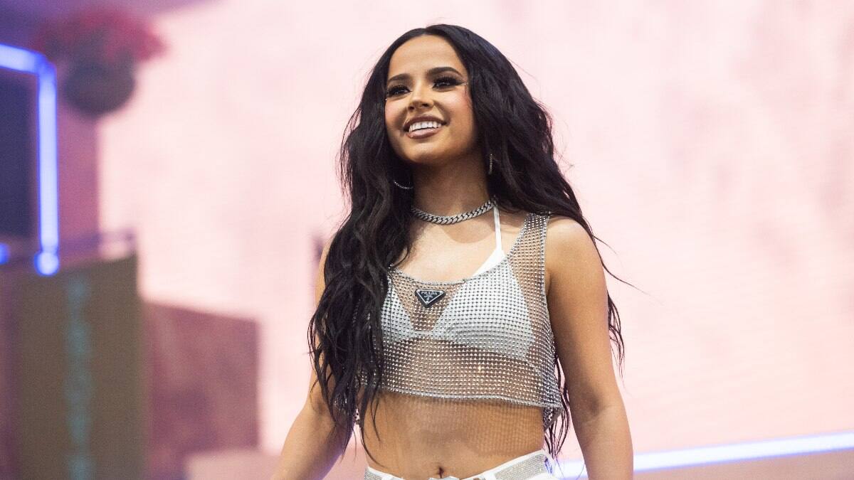 Becky G reveló la lista completa de canciones de su nuevo álbum «Esquemas»