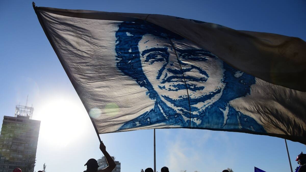 Estación Central aprueba que Avenida Ecuador ahora se llame Víctor Jara