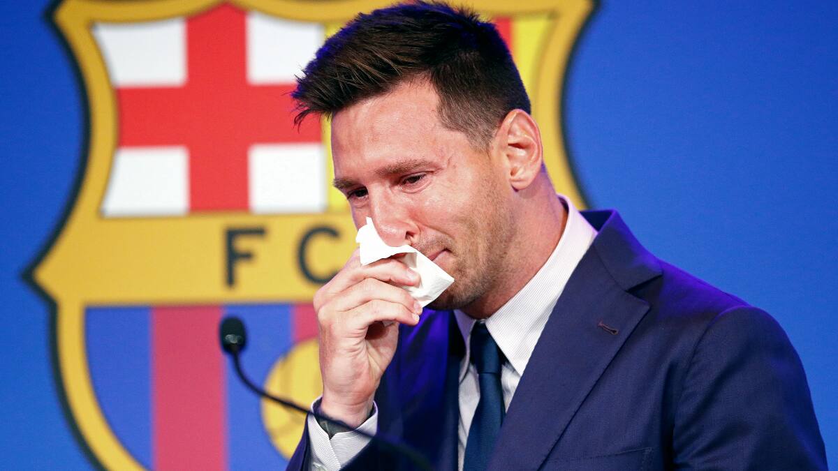 ¿Lo pagarías? Subastan pañuelo usado por Lionel Messi en su despedida del Barcelona por 1 millón de dólares