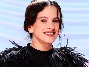 Rosalía se roba las miradas con su presentación en LOS40 Music Awards Santander 2025