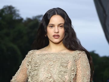 Rosalía lanzaría nuevo álbum este 2025: ¿Qué se sabe al respecto?