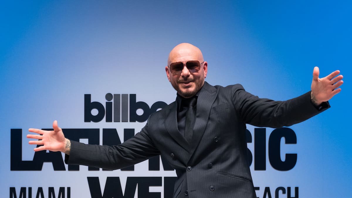 ¡Mr. Worldwide vuelve a Chile! Pitbull confirma conciertos en Latinoamérica para 2027