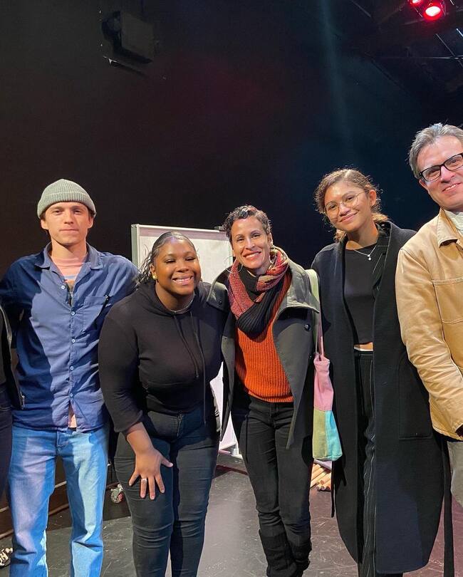 Instagram @taviapercia</a>