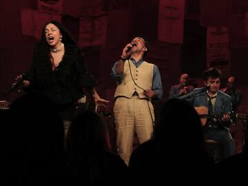 ¿Cómo llegó Mon Laferte al "MTV Unplugged" de Los Bunkers?