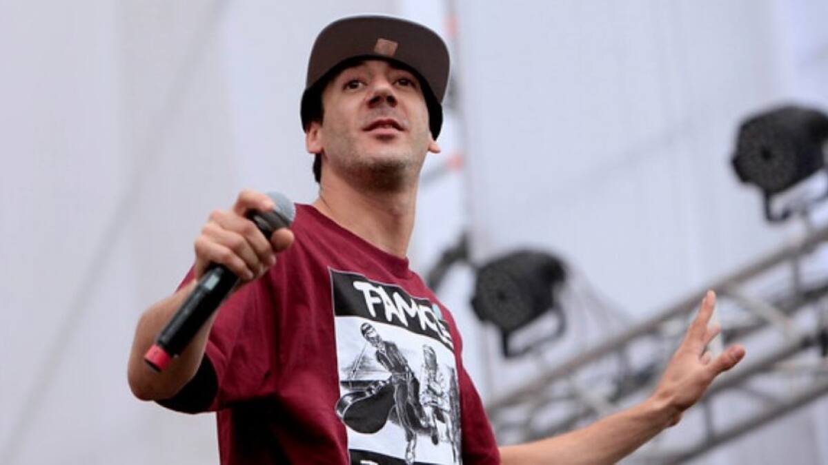 Revelan video de la detención de Tea Time: “Soy el único rapero que defiende a la policía”