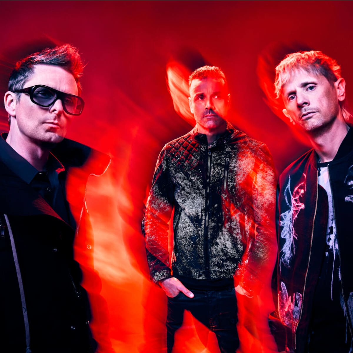 Muse enciende los motores para su nuevo álbum con el estreno de "Nightshift Superstar"