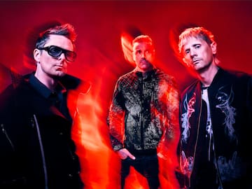 Muse enciende los motores para su nuevo álbum con el estreno de "Nightshift Superstar"