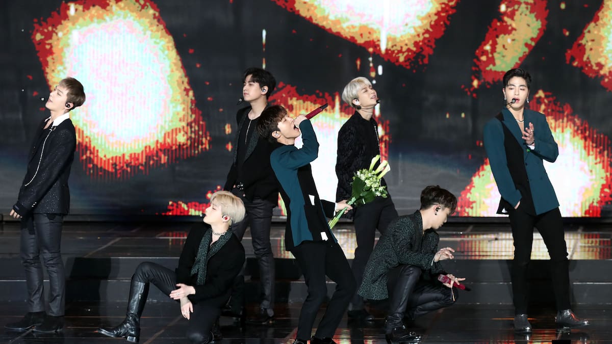 Es una de las bandas k-pop del momento y esto es lo que debes saber para sumarte a su concierto en Chile 2026