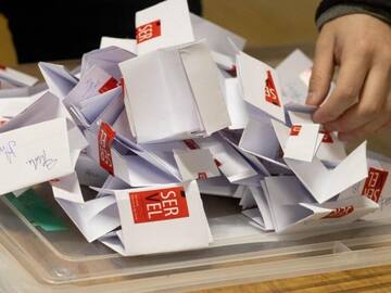 Elecciones en Chile 2024: Revisa si fuiste seleccionado para ser vocal de mesa y tu lugar de votación