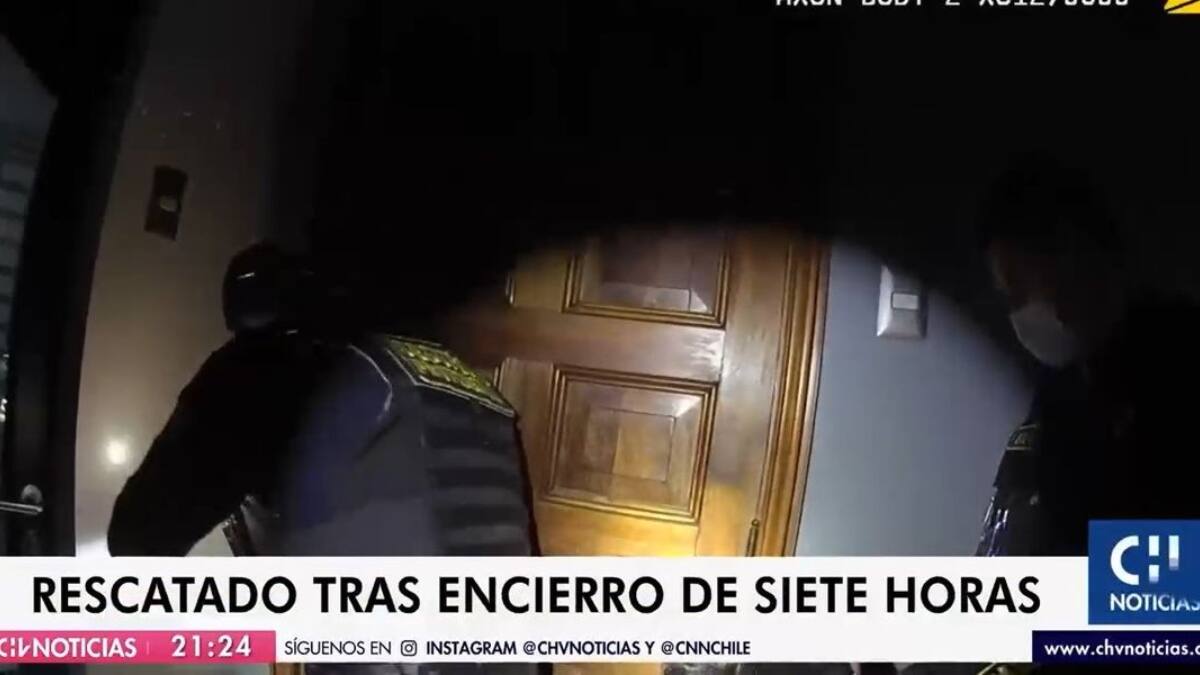 Hombre es rescatado tras estar siete horar encerrado en un clóset en Providencia