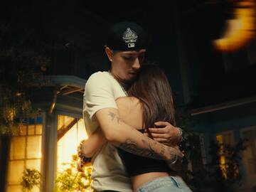 Santi Valencia presenta "Volvemos", un tema sobre las segundas oportunidades