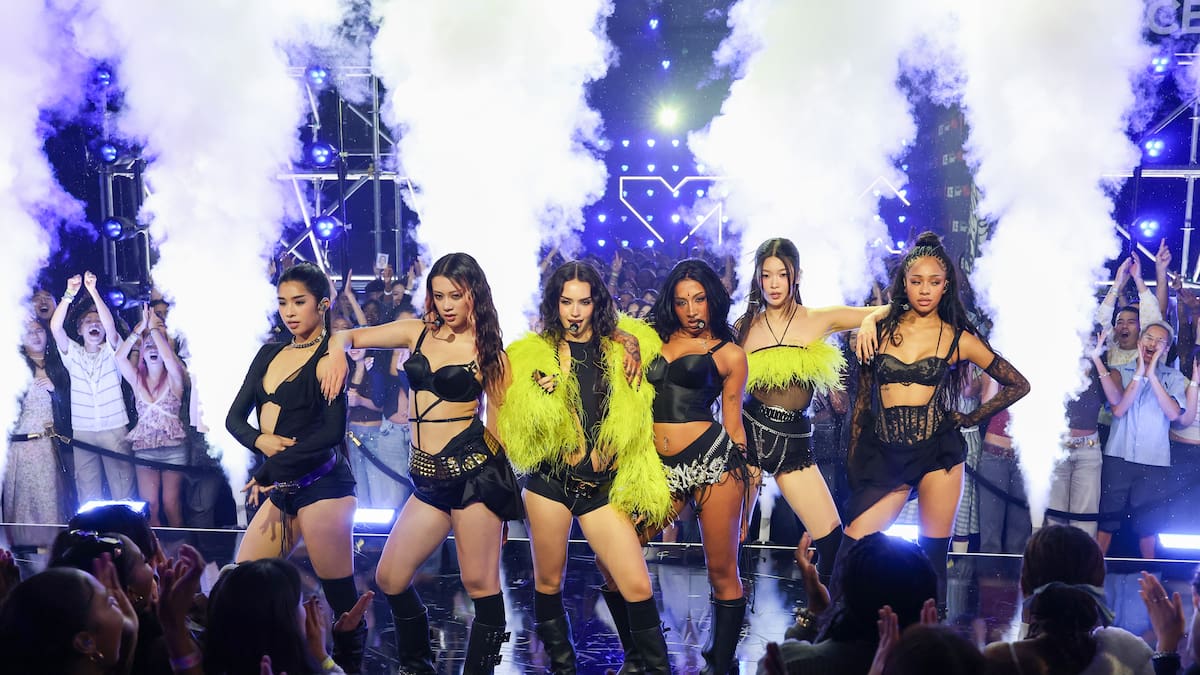 Lollapalooza Chile 2026: Este es el posible setlist de KATSEYE en el evento