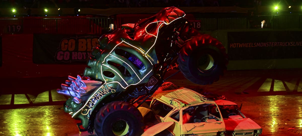 CL - HOT WHEELS MONSTER TRUCKS LIVE™