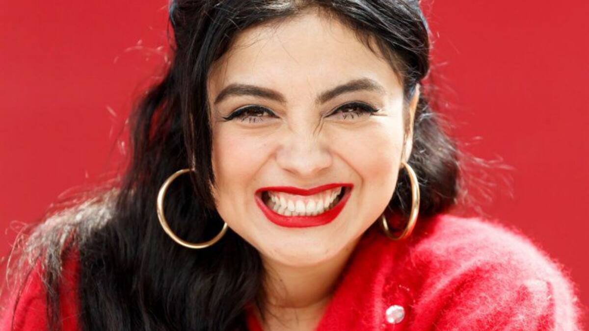 «Ya tengo guatita»: Mon Laferte publicó su primera foto embarazada