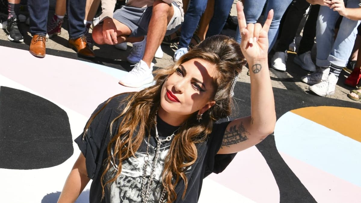 Lady Gaga trae novedades al celebrar los 10 años de «Born This Way»